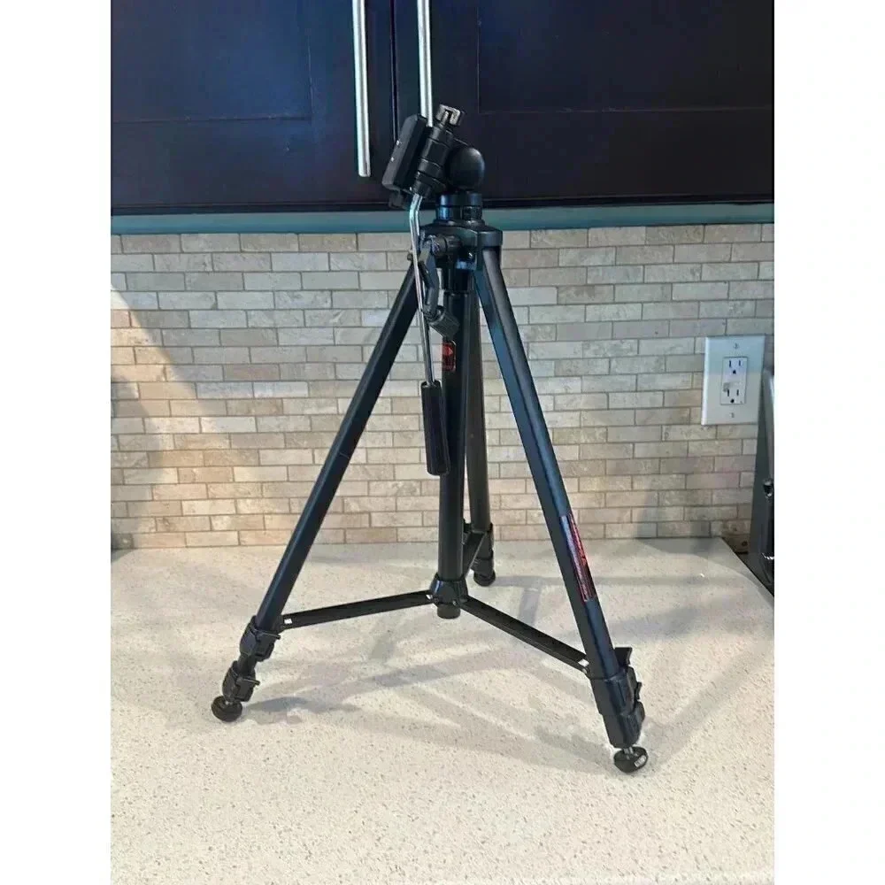 Tundra Ultima 44 Photo/Video Tripod‎
